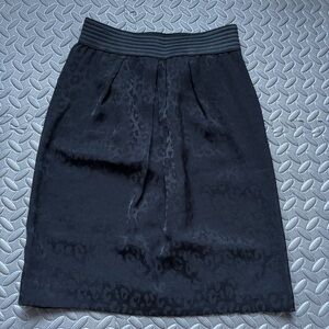 Black Leopard Animal Print Satin-like Skirt Women’s size 2  (Japan size:9)